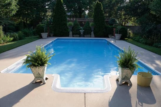 Traitement UV pour piscine : fonctionnement, avantages et prix